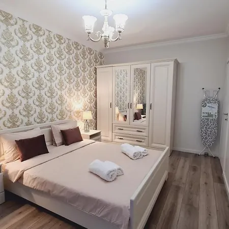 5* Luxury Near Avram Iancu Sq New. Private Parking Apartment