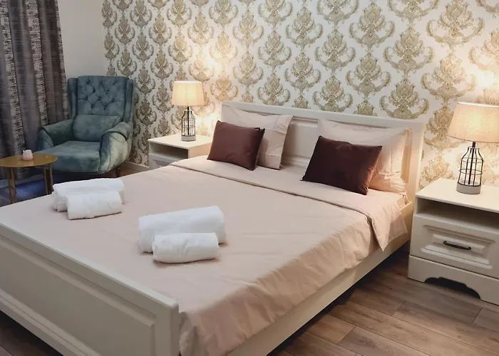 5* Luxury Near Avram Iancu Sq New. Private Parking * Cluj-Napoca