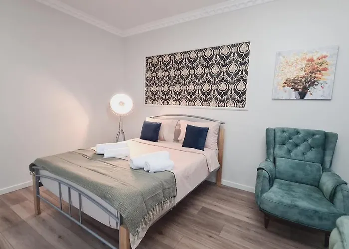 5* Luxury Near Avram Iancu Sq New. Private Parking Lägenhet