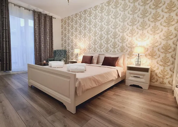 5* Luxury Near Avram Iancu Sq New. Private Parking * Cluj-Napoca