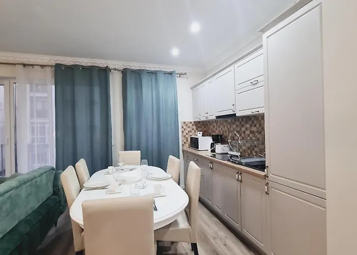 5* Luxury Near Avram Iancu Sq New. Private Parking